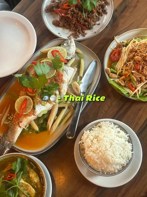 The Hidden Gem Serving Bangkok-Level Flavours in West London!​​ 🌶️🍍