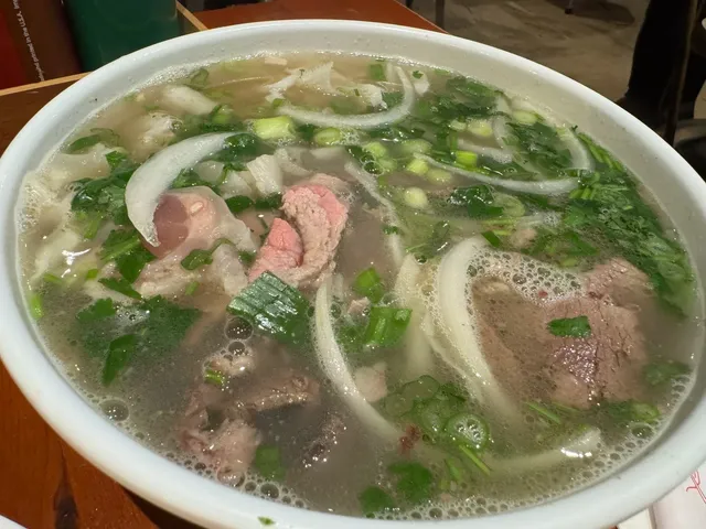 Don’t Miss These Two Food Spots Near LA Airport! ✈️🍜