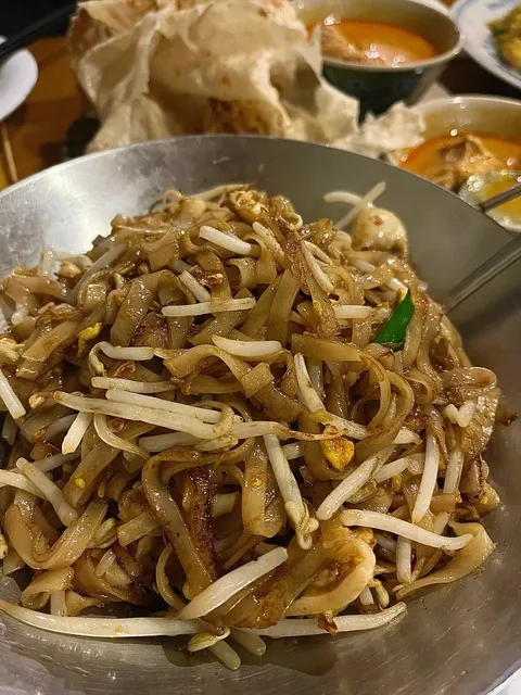 Banana Leaf: Malaysian Cuisine – Flavorful Malaysian Eats in Philly 🍛