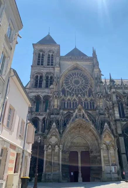 🇫🇷✨ Paris & Châlons Getaway - A Crew Member's Happy Detour!