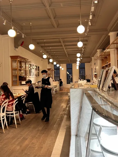 NYC｜Finally Here! Harbs’ Spring Sakura Cake 🌸🍰