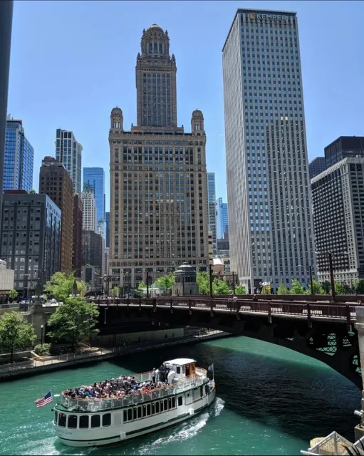 🛥️ Chicago Architecture River Cruise 🚢