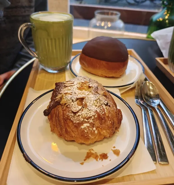🇳🇱 Sweet Little Joys in Bergen op Zoom: French Pastry Perfection 🥐✨