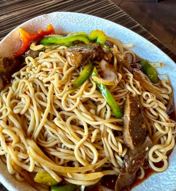 The University Avenue Destination for Hand-Pulled Noodle Mastery