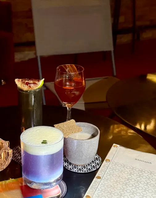 🇧🇷 A Fun Bar in São Paulo to Share: Santana Bar