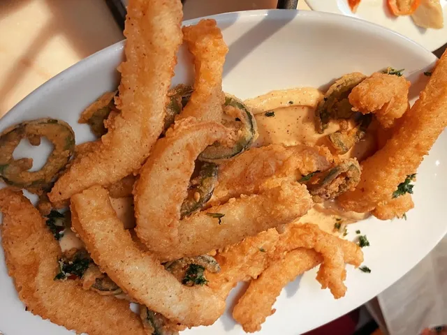 Anchorage Food Review | The Hottest Brewhouse in Town! 🍻🔥