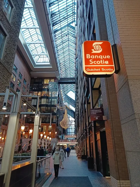 🍔Montreal Citywalk: A Day in the Underground City （1）