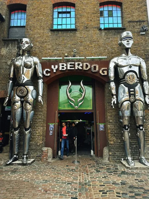 London | Camden Market: A Must-Visit for Trendsetters! 🔥