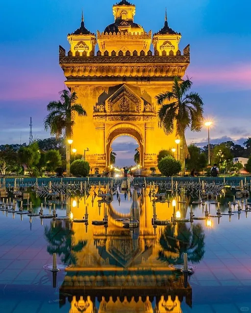 🇱🇦 Vientiane in One Day: Must-See Temples & All-You-Can-Eat Seafood 