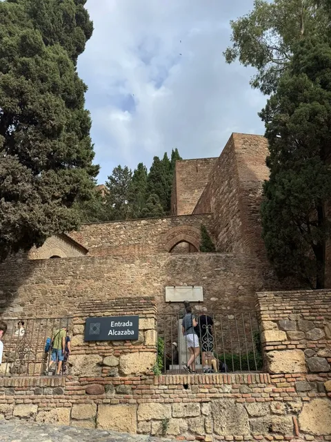 🇪🇸 4-Day Málaga Itinerary for Procrastinators (No Regrets!)