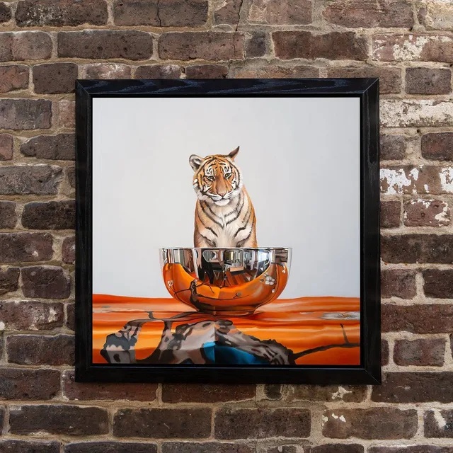 Robert Lange Studios: An Art Lover's Haven 🎨✨