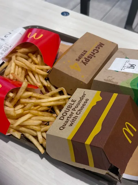 That $93 Hollywood Photo 📸