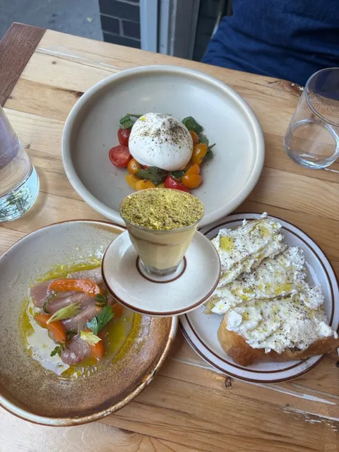 🍝 Bar Bara | Montreal’s Cozy Italian Spot (With a Side of Déjà Vu)! 