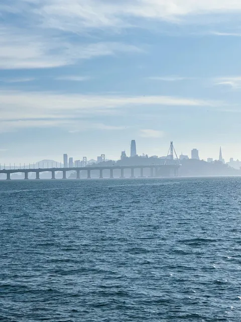 East Bay’s Tranquil Seaside Escape: Emeryville Marina