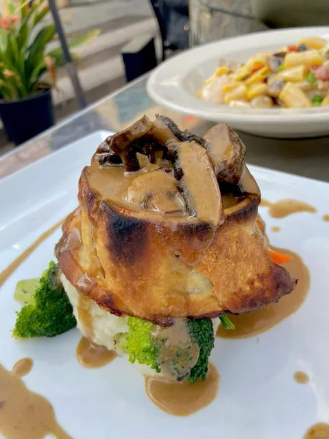 La Fontaine Restaurant: The Beef Wellington inMountain View