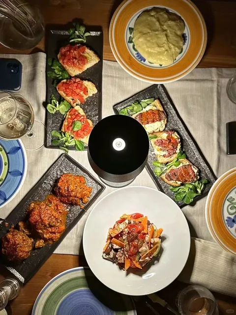 For our discerning palates 🥩