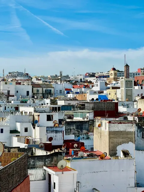 A Journey Through Time in Morocco’s Enchanted Old Town 🌉✨（1）