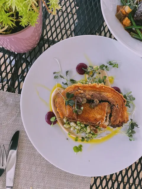 Western Cuisine Plating Aesthetics 🍽️