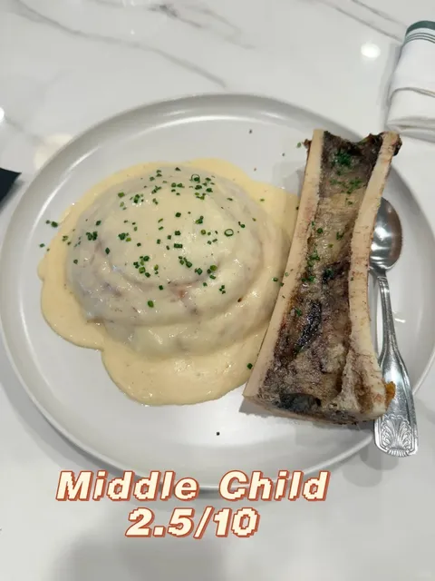 Middle Child | Vegas Food Diary 🍽️📓