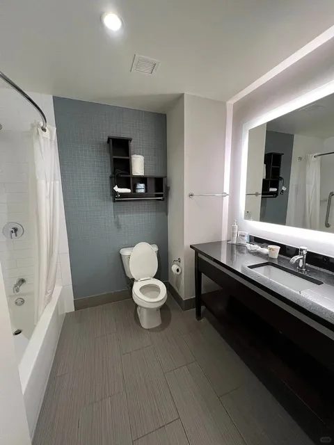 Denver! The Best Value Hotel Is Here... 🏨✨