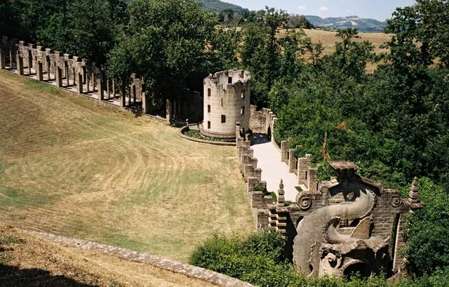 🏰 La Scarzuola: Italy's Real-Life "Temple Run" 🏃‍♂️✨