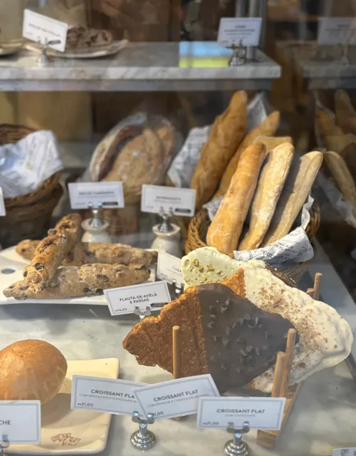 🇧🇷 European coffee shop | Belgian "Daily Bread" shop