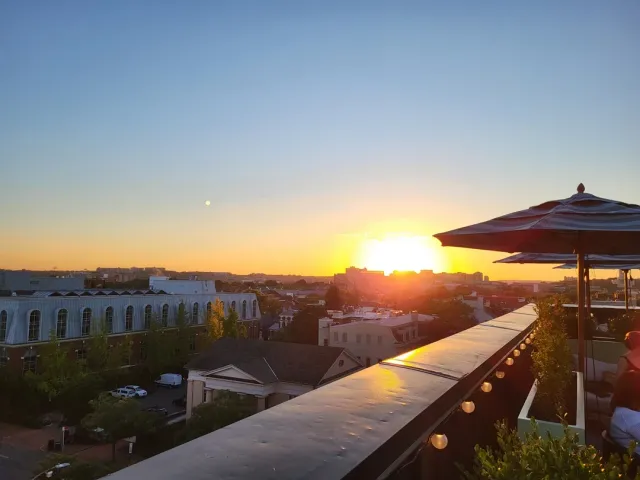 An Amazing Experience at Hotel Huron! 🌟🍸🏰