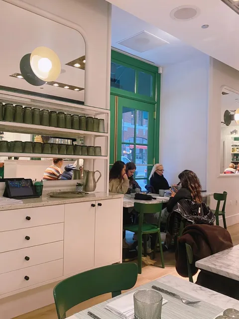 The French Restaurant at The Peninsula Chicago Has Reopened! 🥂