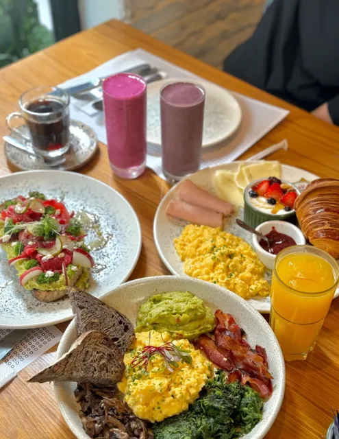 Exploring São Paulo, Brazil 🇧🇷 | Restaurant Hunt