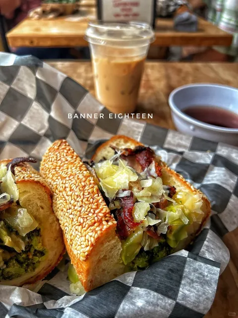 Burlington | A Brunch Spot Focused on Local Ingredients 🍳