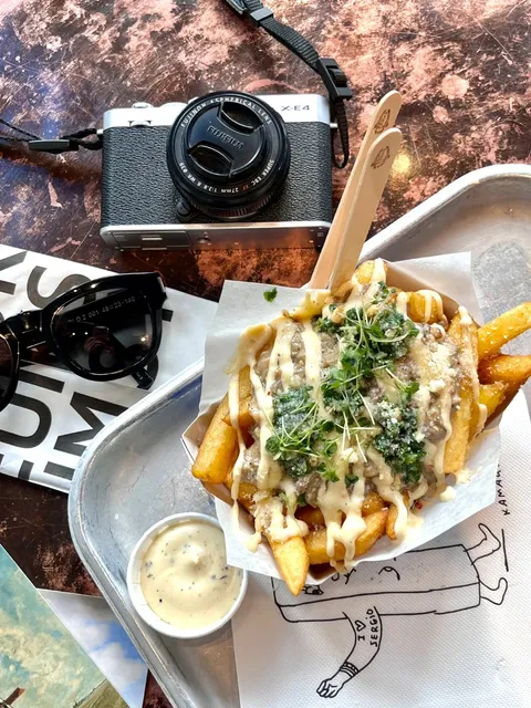 The absolute best fries in Brussels! 🥔