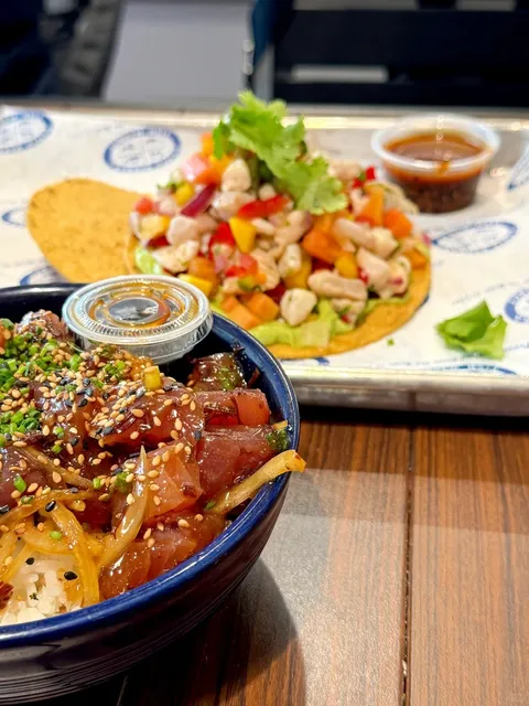 🇺🇸 Where to Play & Eat in Santa Barbara - Western Edition 🍽️