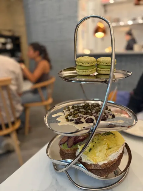 Chicago | Brunch Turned Afternoon Tea — Abrah Bakery 🥐☕