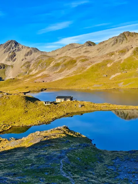 🇳🇿 New Zealand Hiking Diary – Angelus Hut 🏔️📘