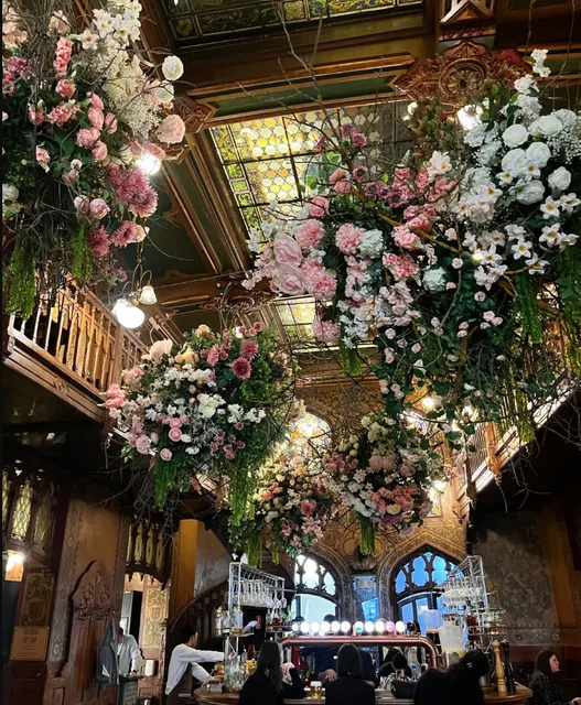 Bucharest 🇷🇴 | 4 Must-Visit Restaurants + Sightseeing Route