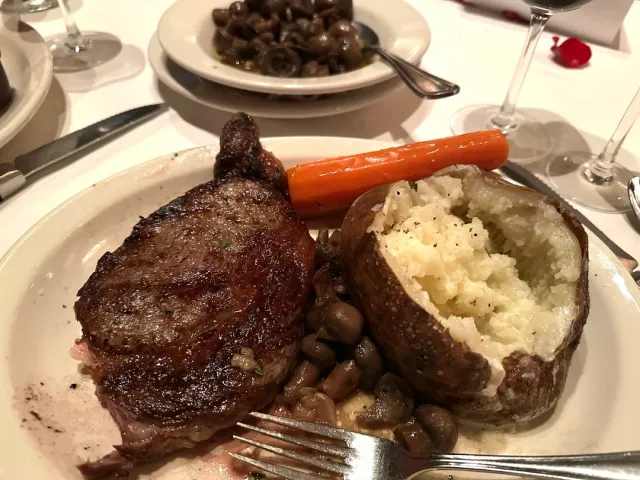 Excellent Service 🍽️✨