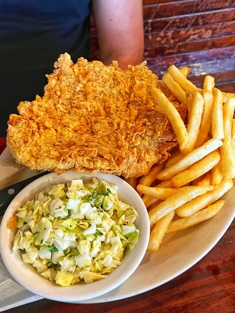 Texas | Affordable Eats in Galveston – Miller’s Seawall Grill