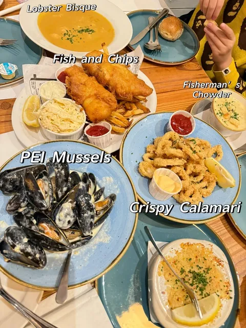 Ottawa's Must-Visit Seafood Destination: Pelican Seafood Market & Gril
