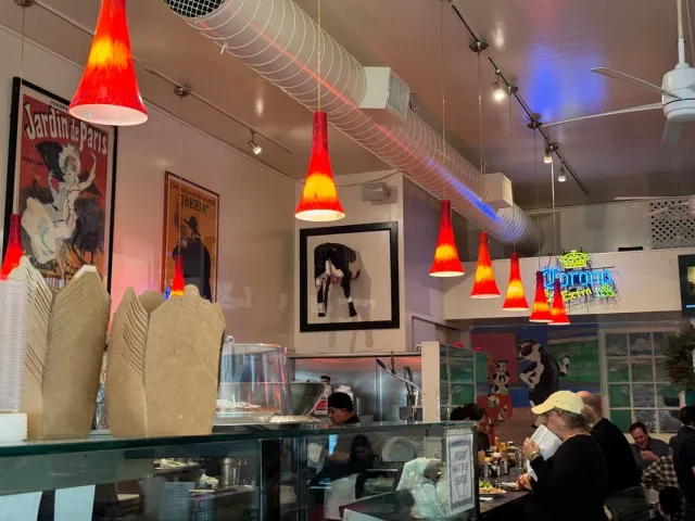 🍔 One of the Best Burgers Ever – A Must-Try Spot! 🍔