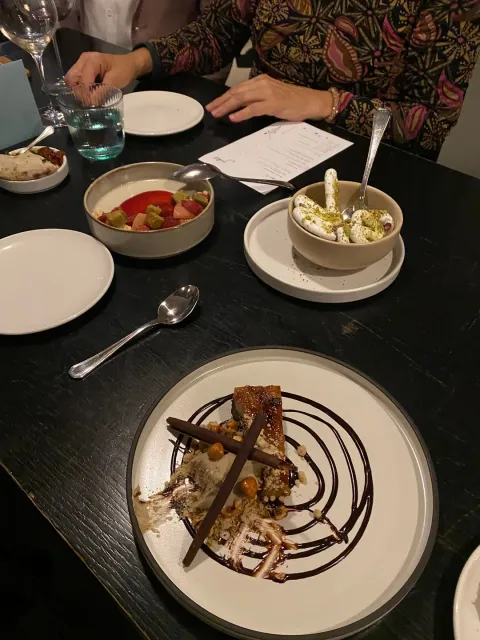 🌟 Chicago's Exciting, Fresh & Modern Middle Eastern Gem! 🥙✨