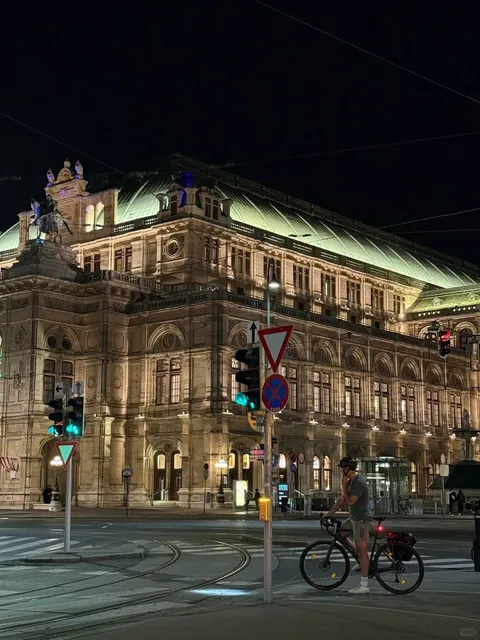 🇦🇹 Austria | Vienna, the City of Music — Romance is Everywhere 💕