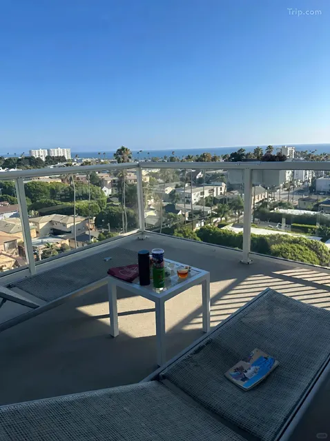 Stayed 5 Nights Straight! So Good I Didn’t Want to Check Out 🏨