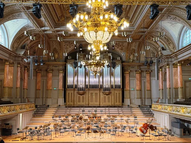 🎼 Tonhalle Zurich, Zurich's Concert Hall