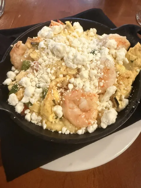 Sylvie Shines at Swamp Fox Restaurant! 🌟