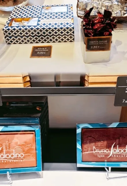 🇫🇷 These divine local pastry shops in Lyon, France are here ❤️