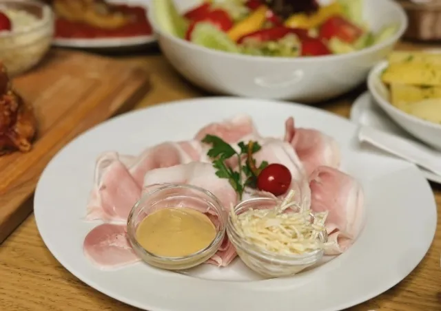 This Century-Old Prague Restaurant's Ribs Are Absolutely Divine! 