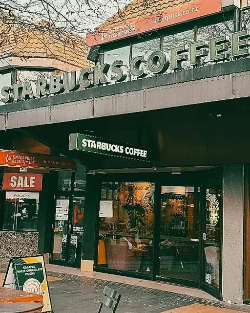 🦪 Invercargill: The Southernmost Black Gold 