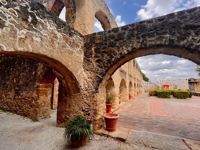 San Antonio, Texas: A Waterfront City Getaway 🌊✨