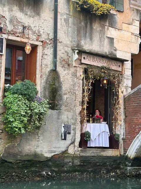 🇮🇹 | 𝒱𝑒𝓃𝑒𝓏𝒾𝒶 ~ Romance Gliding on Water 🛶