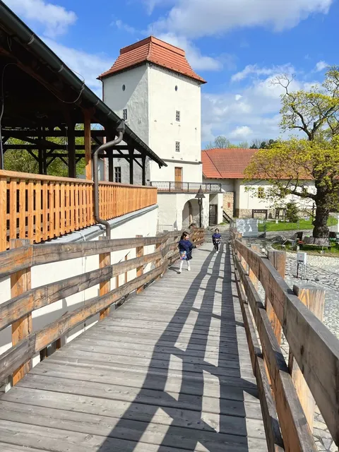 🍻 Plzeň Beer Spa | Soak, Sip & Repeat in the Birthplace of Pilsner!